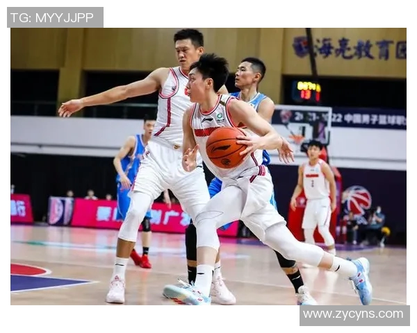 北京羽毛球队在杯赛积分榜上以69分稳居第一名展现强劲实力 北京羽毛球队在杯赛积分榜上以69分稳居第一名展现强劲实力