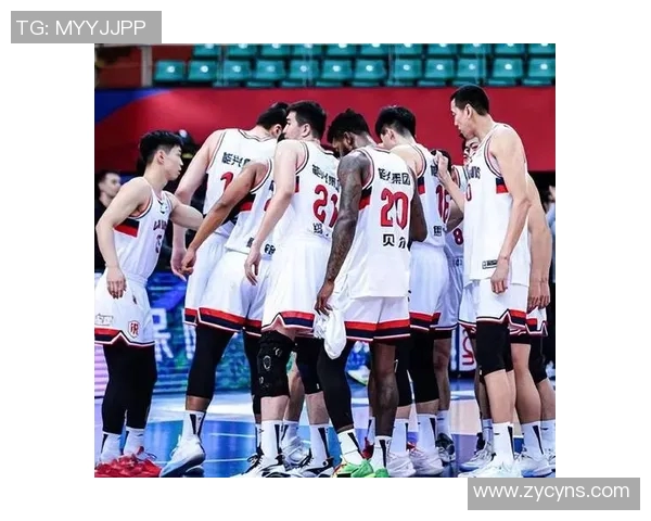 广州羽毛球队在全国团队协作排行榜中荣获第九名展现强大实力与团队精神 广州羽毛球队在全国团队协作排行榜中荣获第九名展现强大实力与团队精神